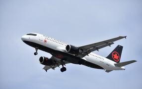 Пассажирский аэробус А320 авиакомпании Air Canada