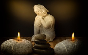 Статуэтка Будда со свечами