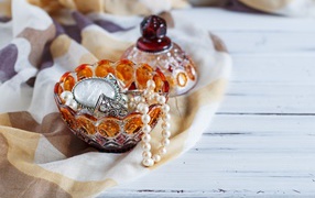 Красивые украшения с драгоценными камнями 