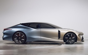 Автомобиль Lynk & Co вид сбоку