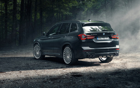Внедорожник Alpina XD3,  2023 года вид сзади