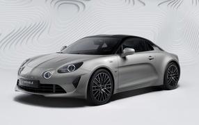 Серебристый автомобиль Alpine A110 GT