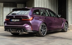 Rear view of the 2023 BMW M3 Competition Touring M XDrive