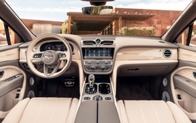 Leather car interior Bentley Bentayga EWB