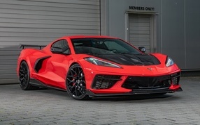 Красный быстрый автомобиль Chevrolet Corvette Zodiac 2023 года