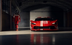 Красный гоночный автомобиль Ferrari 296 Challenge