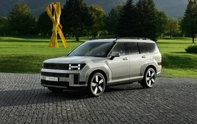 Автомобиль Hyundai Santa Fe Plug-In Hybrid