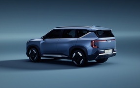 Автомобиль Kia EV5 2023 года вид сзади