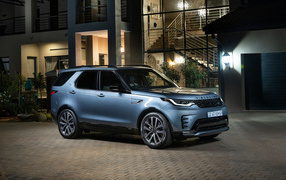 2023 Land Rover Discovery D300 R-Dynamic SUV
