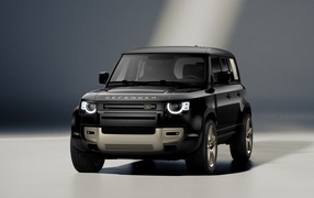Черный внедорожник Land Rover Defender 110 Rugby World Cup 2023 года