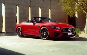 Red convertible Mercedes-AMG SL 63 4MATIC+ 2023