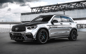 Серебристый  Mercedes-AMG GLC-Klasse Inferno 2022 