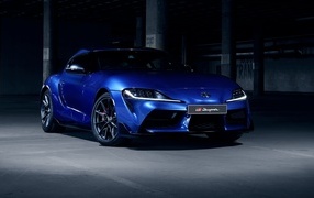 Синий автомобиль Toyota GR Supra 3.0 MT 2023  года