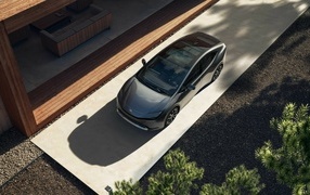 Автомобиль Toyota Prius Prime вид сверху