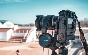 Профессиональный фотоаппарат Сони крупным планом