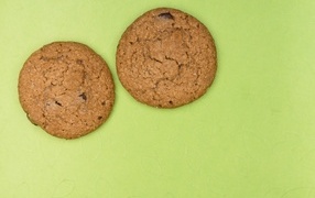 Cookies on green background