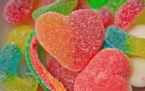 Мармелад в форме сердца в сахаре