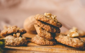 Сладкое домашнее печенье с грецкими орехами