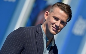 Актер Ченнинг Татум в костюме