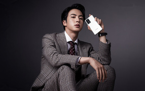 Участник группы BTS Jin