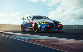 Гоночный автомобиль BMW M4 GT4 EVO  