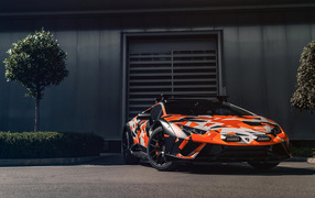Автомобиль  Lamborghini Huracán Sterrato All-Terrain Ad Personam 2024 года