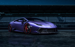 Сиреневый автомобиль Vorsteiner Lamborghini Huracán Novara
