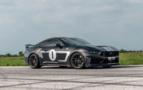 Спортивный автомобиль Hennessey H850 Mustang Dark Horse 2024