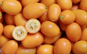 Оранжевые цитрусовые фрукты кумват