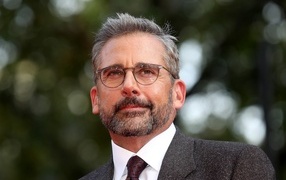 Стильный мужчина актер Стив Карелл
