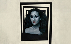 Актриса Моника Беллуччи в фильме Битлджус 2