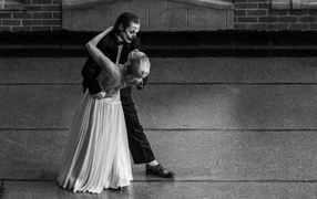 Леди Гага и Хоакин Феникс в фильме Джокер: Безумие на двоих