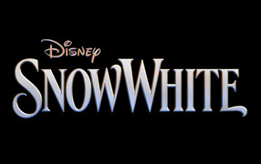 Название фильма Белоснежка на черном фоне