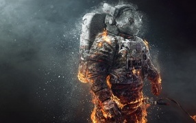 Астронавт NASA  в огненном скафандре