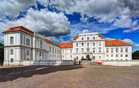 Здание ратуши в городе Ораниенбург, Германия