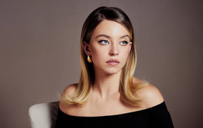 Выразительный взгляд актрисы Сидни Суини