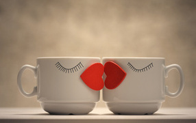 Чашки для кофе для влюбленной пары
