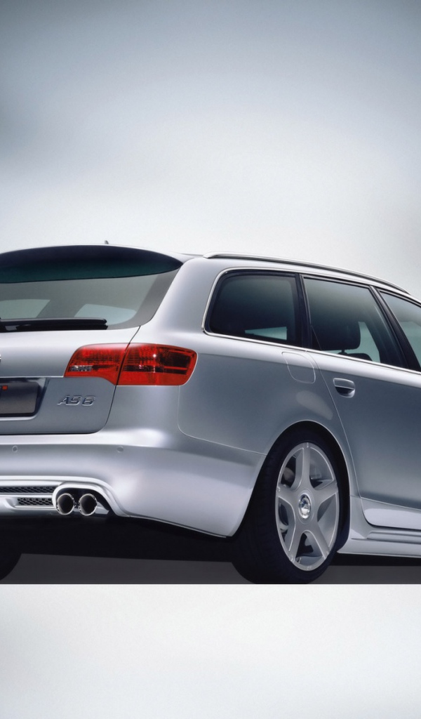 Машина Audi AS6