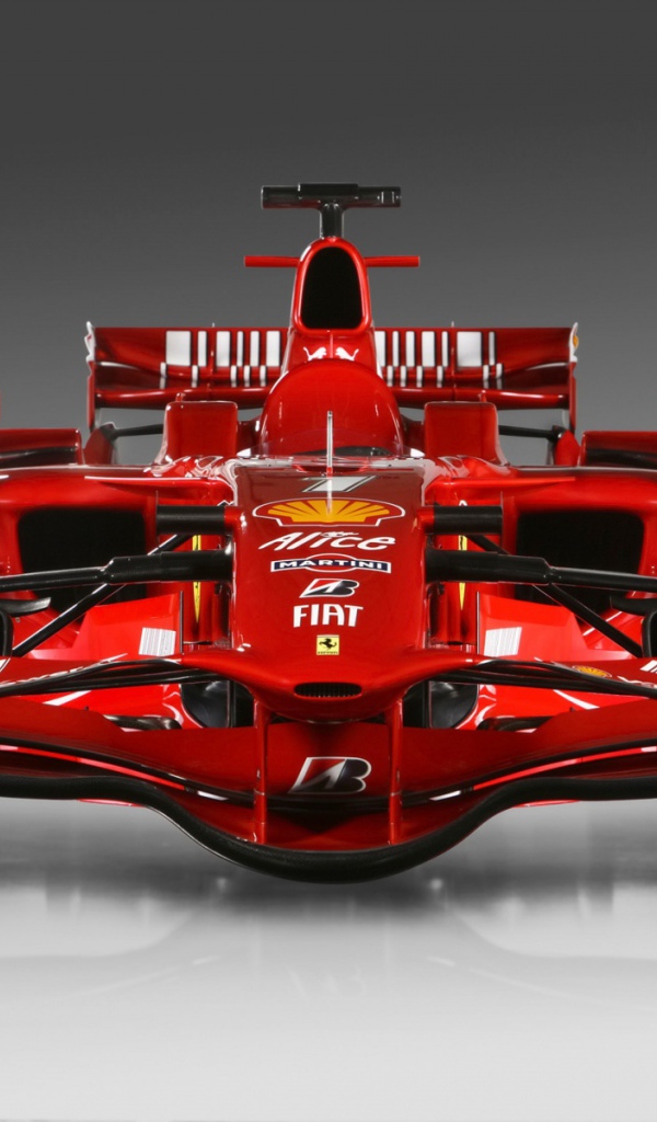 Красный F2008 вид спереди