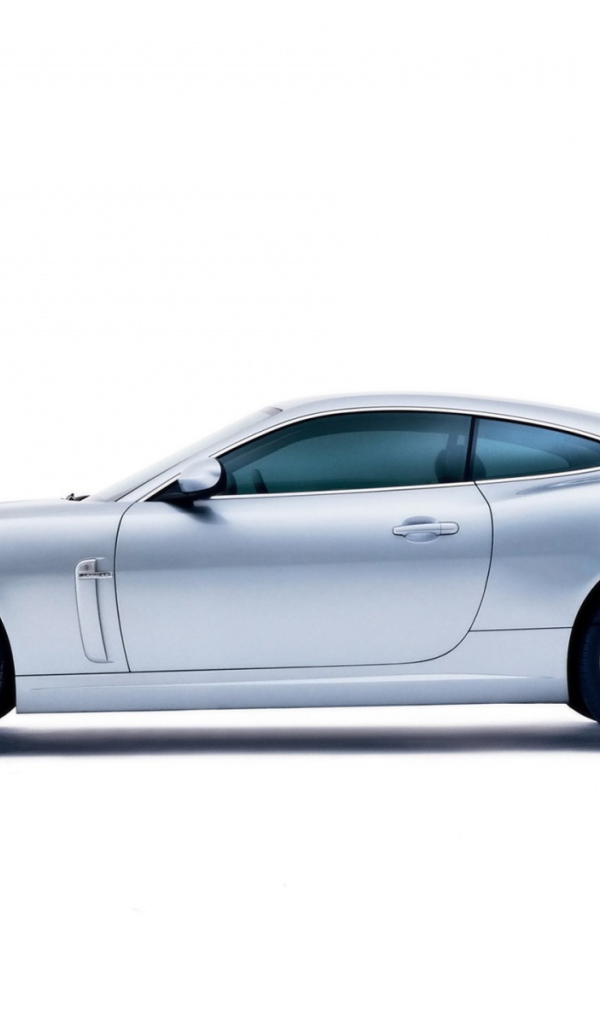 Быстрая тачка Jaguar