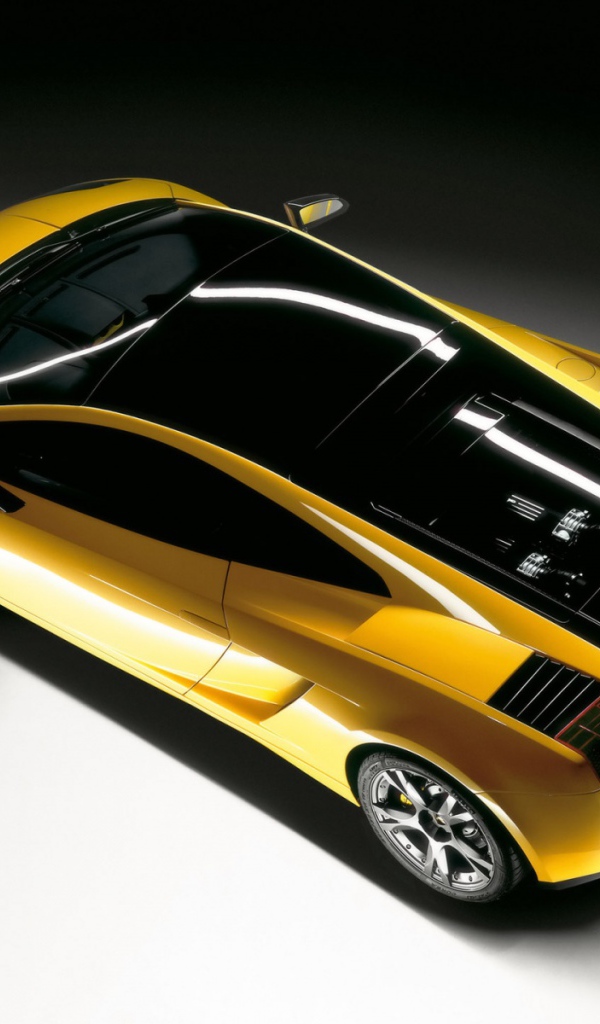 Желтый Ламборджини