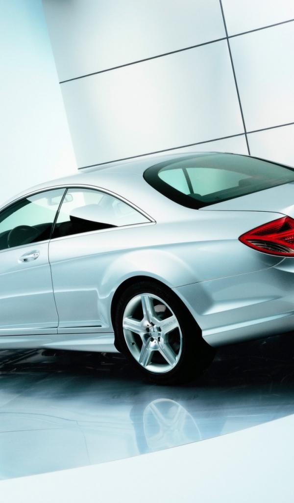 Мерседес - игрушка для состоятельных