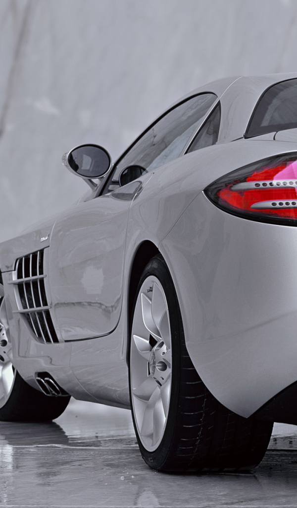 SLR McLaren - для любителей больших скоростей