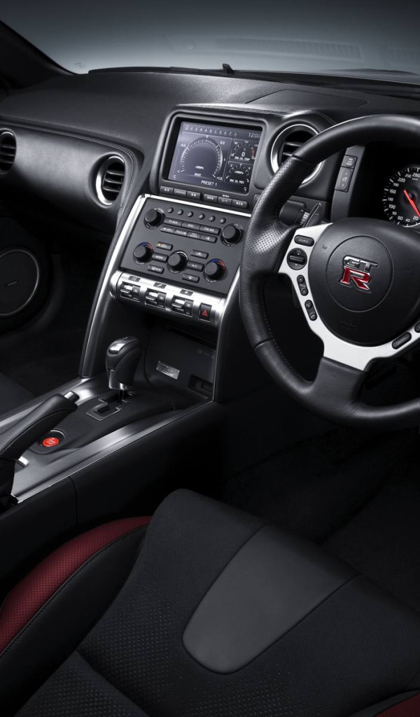 Панель управления Ниссан