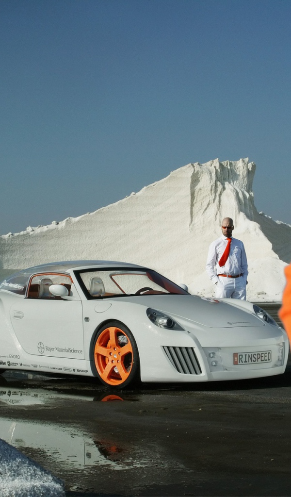 Респектный автомобиль Porsche