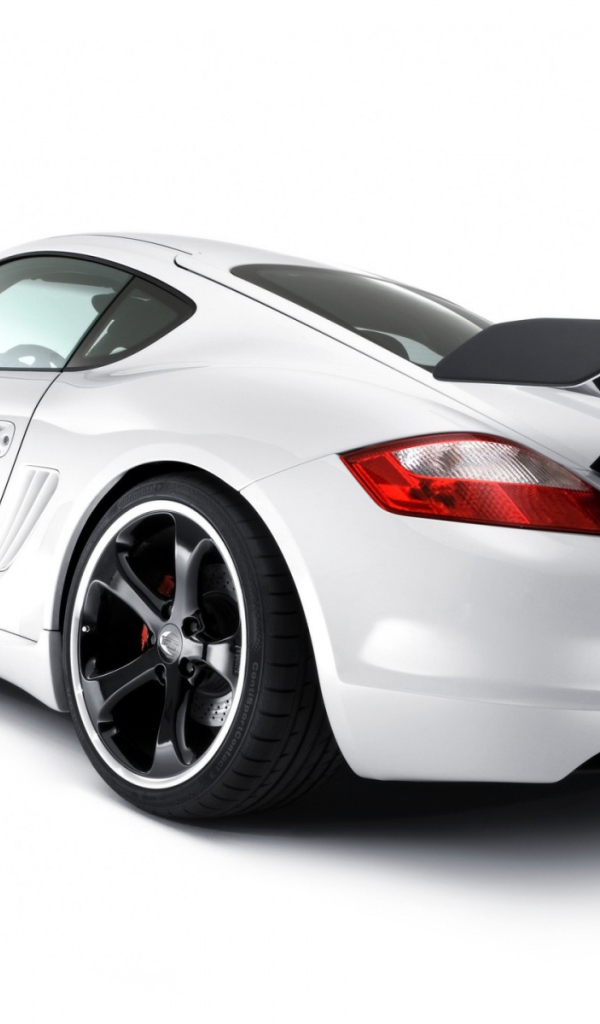 Белый Porsche с черными дисками