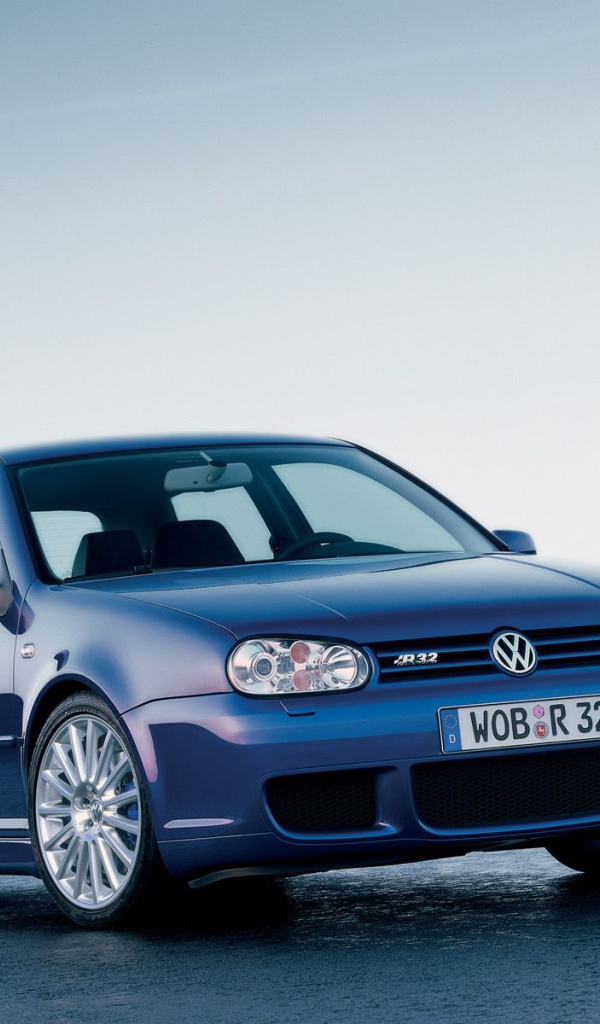 Volkswagen Golf R32