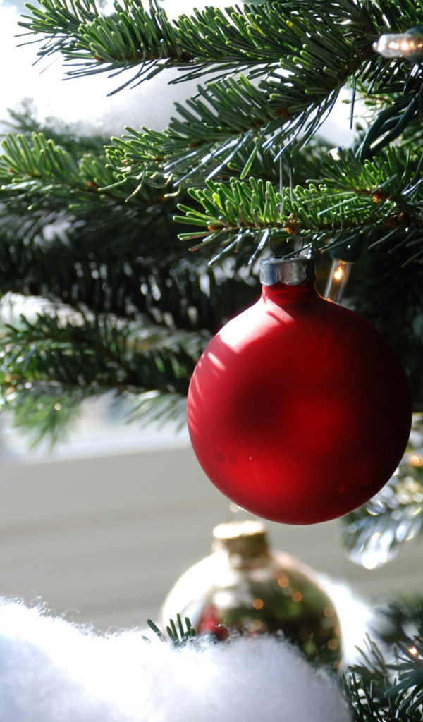 Красный шарик / Рождество