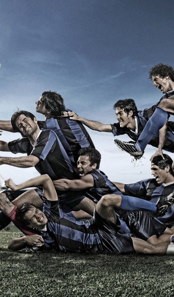 Драка за мяч / Футбол