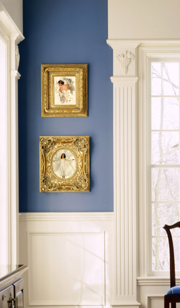 Бело-голубой стиль комнаты